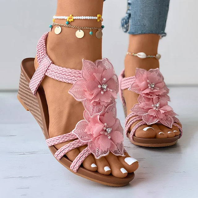 Sandalen Met Sleehak Met Bloemendecoratie