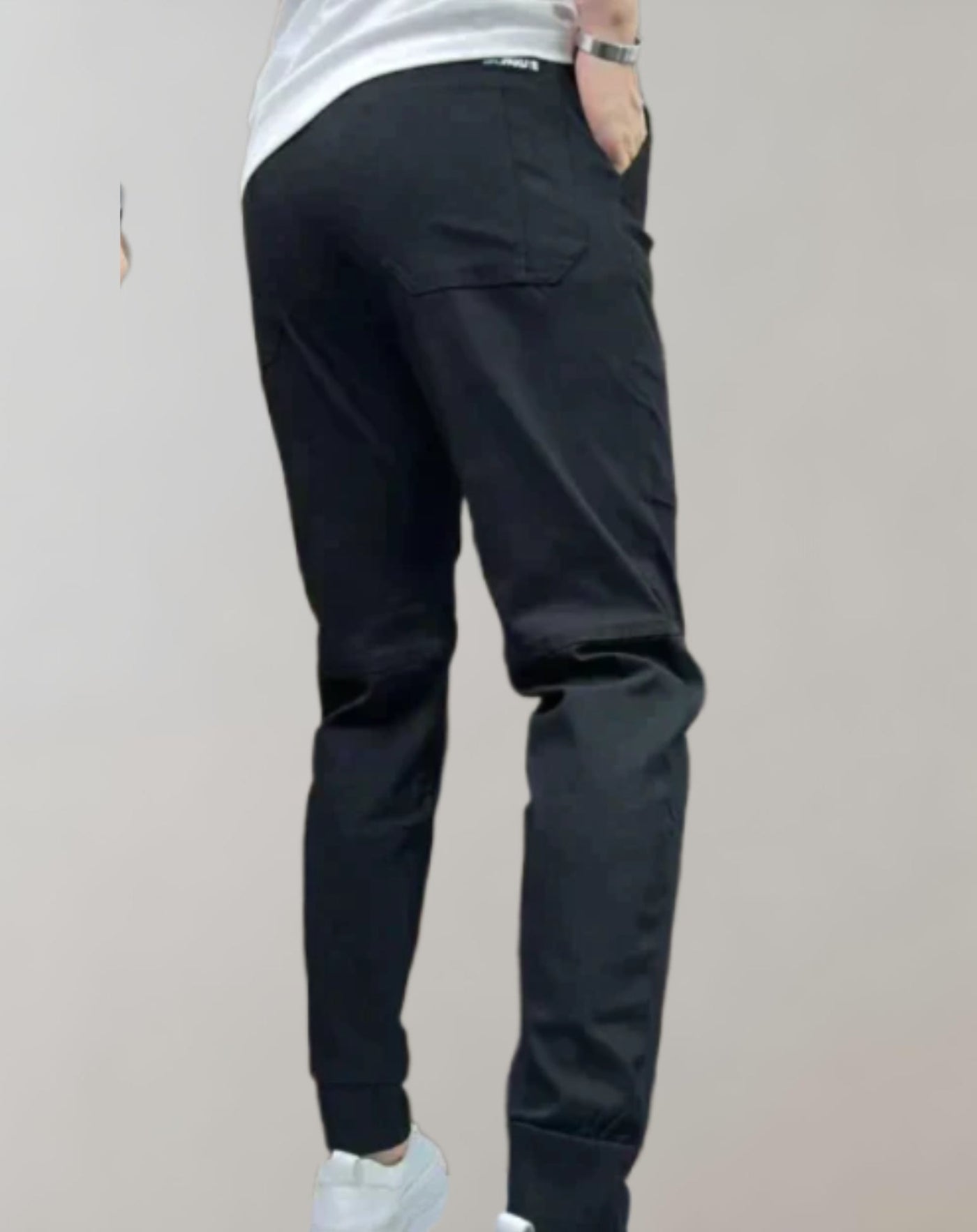 Birk - skinny jogger met hoge stretch en meerdere zakken