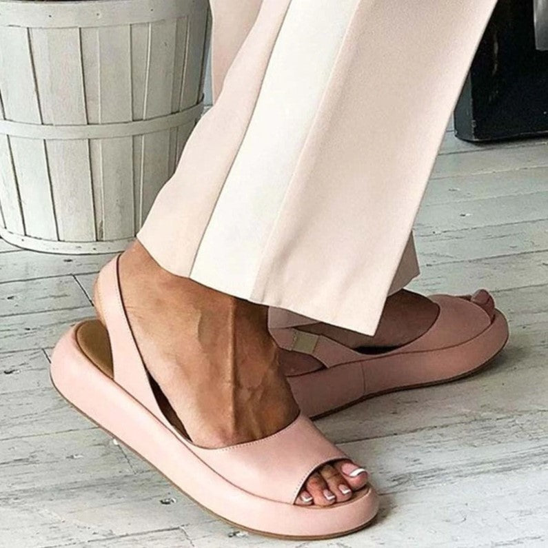 Belinda - Slanke Pastelroze Plateausandalen met Minimalistisch Ontwerp