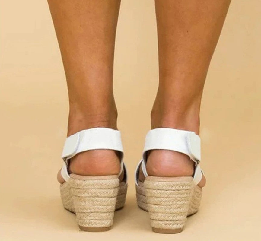 Ariel - Knisperend wit lederen Espadrille sleehakken met gevlochten jute hakken