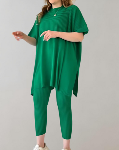 Anjie - 2-delige set van een oversized gebreide top met korte mouwen en een rekbare legging