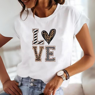 Delfina - "Love" Shirt