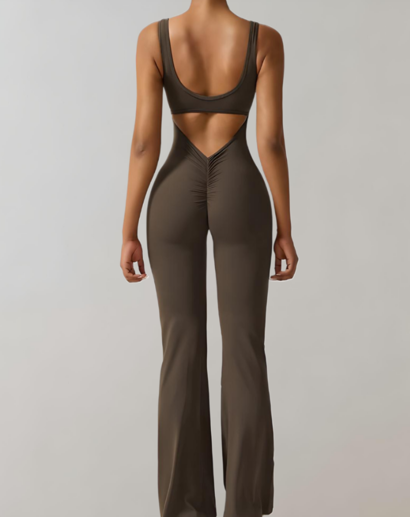 Carol - mouwloze bodycon jumpsuit met rugloze, U&V rugdetails