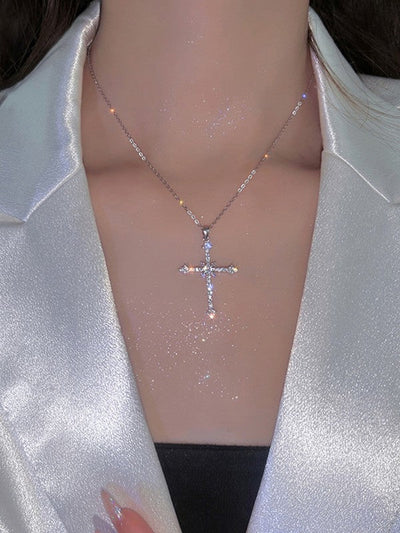 Vintage Cross Pendant Necklace with Rhinestone