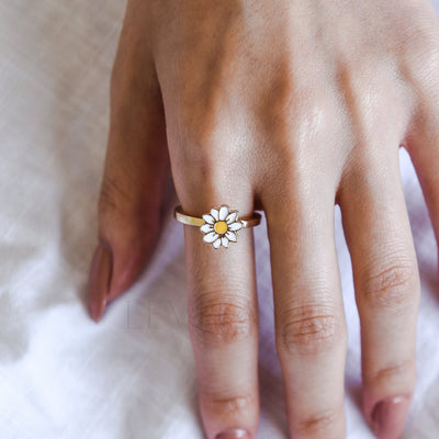 ANTI-STRESS Daisy Ring - ONE SIZE FITS ALL!