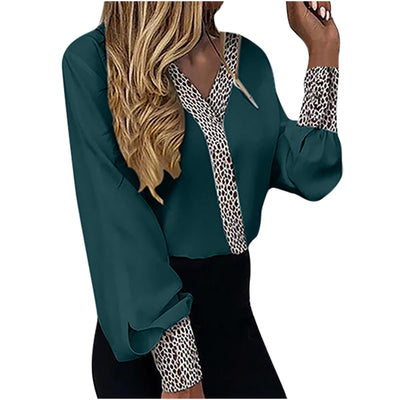 Camilla™ -  Luxe Blouse met subtiele Panter Print