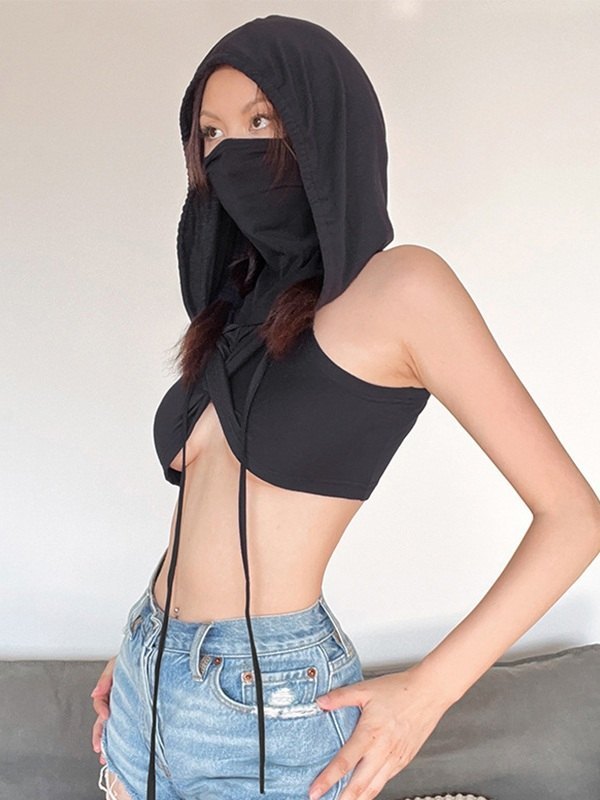 Wasteland Bandana Design Cropped Tank Top with Hood