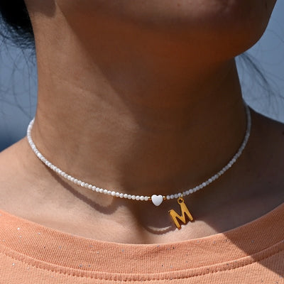 PAREL CHOKER MANDY MET GOUDE LETTER NAAR KEUZE