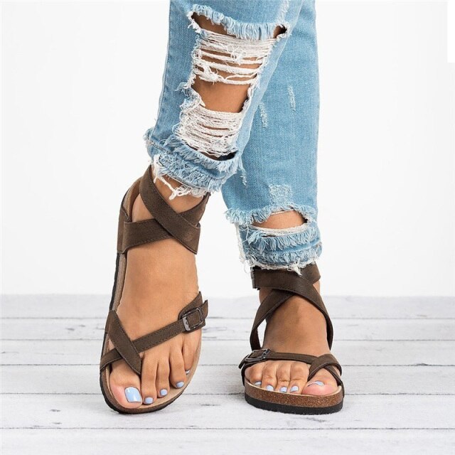 Berey - Donkerbruine Leren Sandalen met Riempjes voor een Moeiteloze Stijl